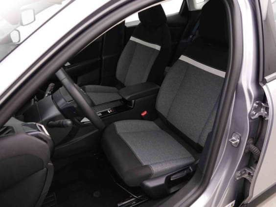 Citroën C4 X PureTech 100 S&S BVM6 You Gris