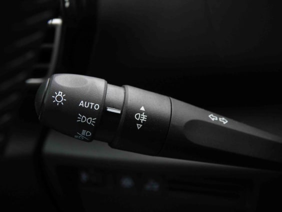 Citroën C4 X PureTech 100 S&S BVM6 You Gris