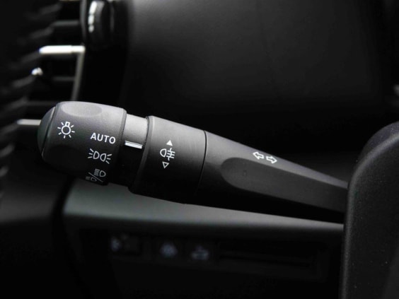Citroën C4 X 1.2 T 100 YOU Gris