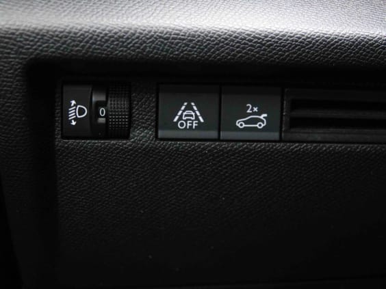 Citroën C4 X 1.2 T 100 YOU Gris