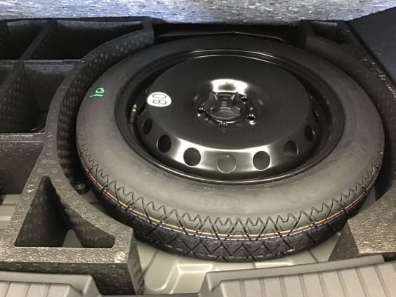 Dacia DUSTER Journey + Techno Pack 1.8 HYBRID 155 Noir Nacre