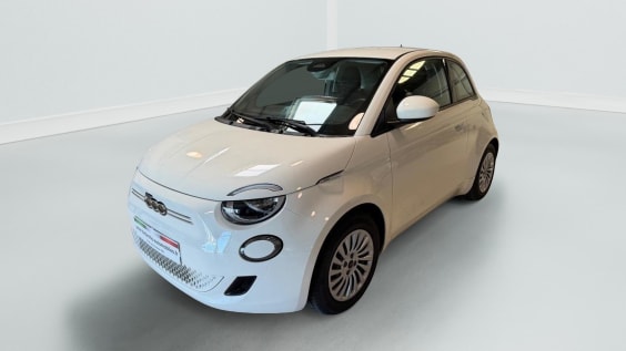 Fiat 500e BERLINE MY22 SERIE 1 STEP 1 500 e 95 ch Action Blanc