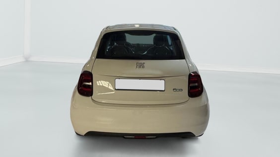 Fiat 500e BERLINE MY22 SERIE 1 STEP 1 500 e 95 ch Action Blanc