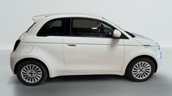 Fiat 500e BERLINE MY22 SERIE 1 STEP 1 500 e 95 ch Action Blanc