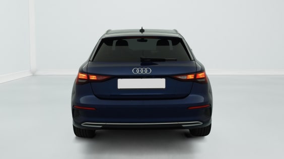 Audi A3 SPORTBACK 30 TDI 116 S tronic 7 Design Bleu Navarre