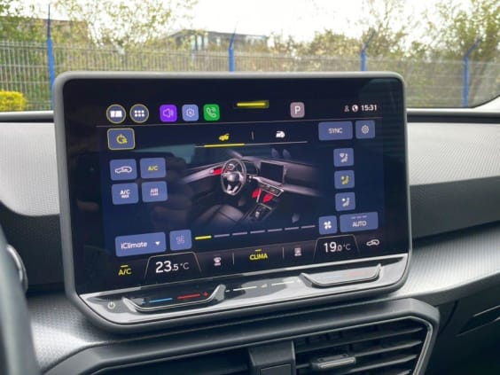 Seat LEON ST 2.0 TDI 115 BVM6 Business Bleu Fjord