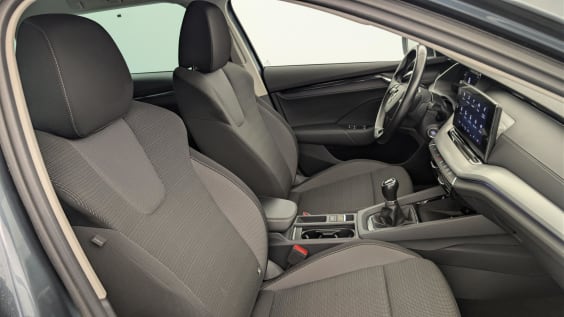 Skoda Octavia Combi 2.0 TDI 116 ch Ambition Gris Météore