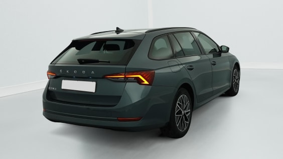 Skoda Octavia Combi 2.0 TDI 116 ch Ambition Gris Météore