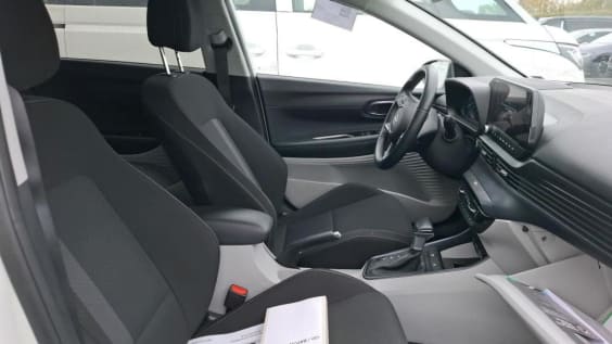 Hyundai i20 1.0 T-GDi 100 DCT-7 Creative Atlas White