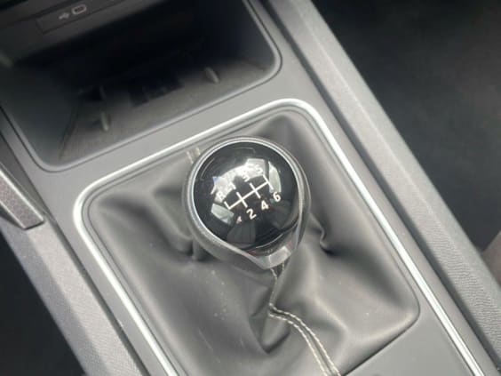 Seat Leon 2.0 TDI 115 BVM6 Business Blanc Neige Metal