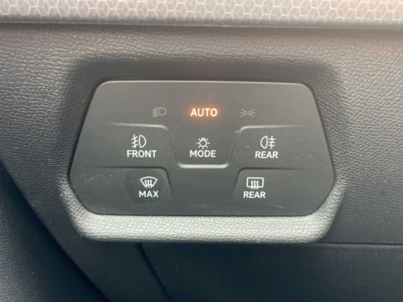 Seat Leon 2.0 TDI 115 BVM6 Business Blanc Neige Metal