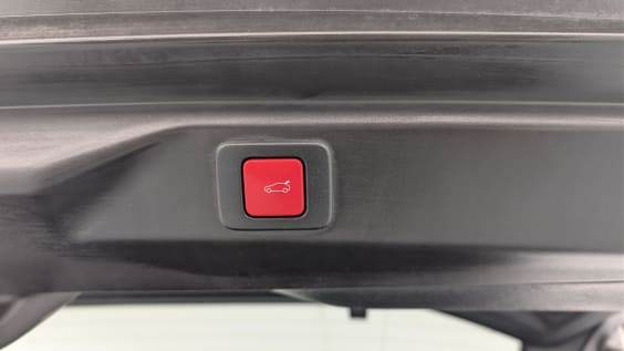 Peugeot 3008 Hybrid 145 e-DCS6 GT Gris Titane / Toit Noir