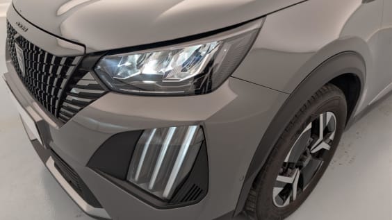 Peugeot 2008 100 S&S BVM6 Allure Gris Selenium