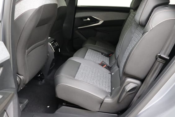 Peugeot 5008 Allure Hybrid 145 e-DCS6 Grey