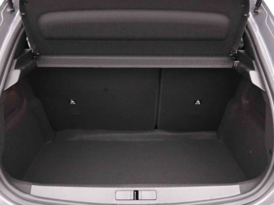 Peugeot 208 145 e-DSC6 Hybrid Allure Gris