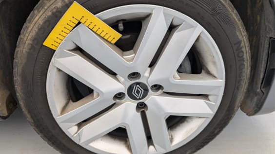 Renault CLIO V CLIO E-TECH FULL HYBRID 145 EVOLUTION Gris Schiste