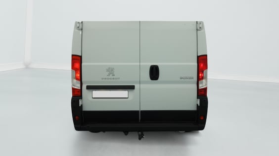Peugeot BOXER FOURGON CABINE APPRONFONDIE 3.3 T L2H1 BLUEHDI 140 S&S BVM6 Blanc Icy