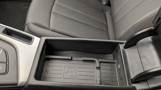 Audi A4 AVANT 35 TDI 163 S tronic 7 Design Noir Mythic