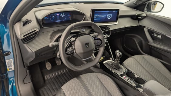 Peugeot 2008 100 S&S BVM6 Allure Bleu Obsession