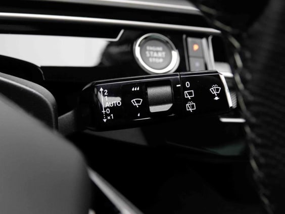 Peugeot 5008 Hybrid 145 e-DCS6 GT Argent