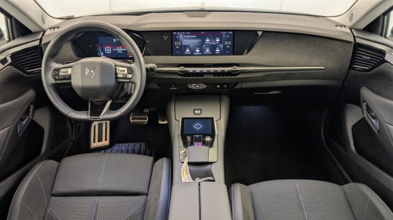 DS DS4 BlueHDi 130 EAT8 Etoile - Alcantara Vol De Nuit