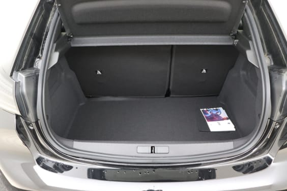 Peugeot 208 Envy 1.2 Turbo 100 hp Man. 6 Grey