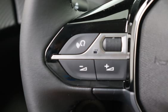 Peugeot 208 Envy 1.2 Turbo 100 hp Man. 6 Grey