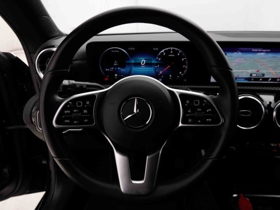 Mercedes-Benz CLA CLA180 AUT SHOOTING BRAKE Noir