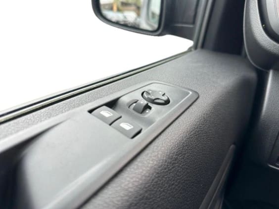 Opel VIVARO XL 2.2 180 EAT8 S&S CABINE APPROFONDIE 5 PL Gris Titane