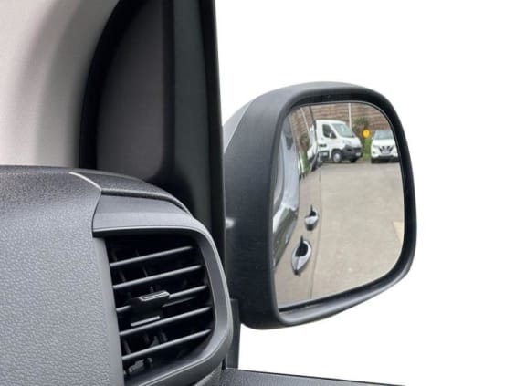 Opel VIVARO XL 2.2 180 EAT8 S&S CABINE APPROFONDIE 5 PL Gris Titane