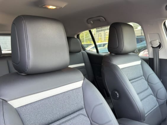Citroën C5 Aircross 1.5 bluehdi 130 max boite automatique Gris Platinium