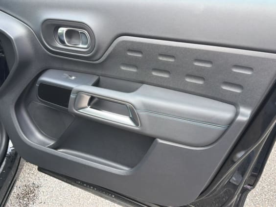 Citroën C5 Aircross 1.5 bluehdi 130 max boite automatique Noir Perla Nera