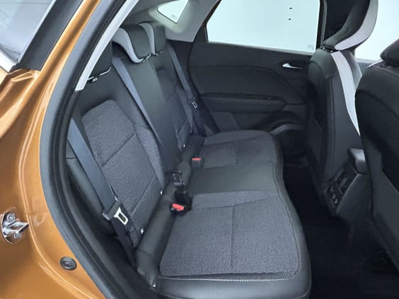 Renault CAPTUR E-TECH 145 - 21 INTENS Orange