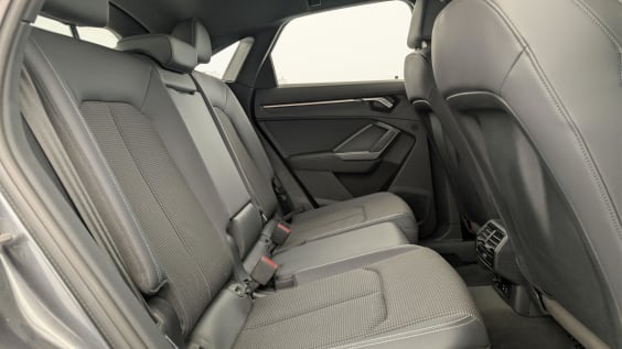 Audi Q3 Sportback 35 TFSI 150 ch S tronic 7 S line Gris Daytona