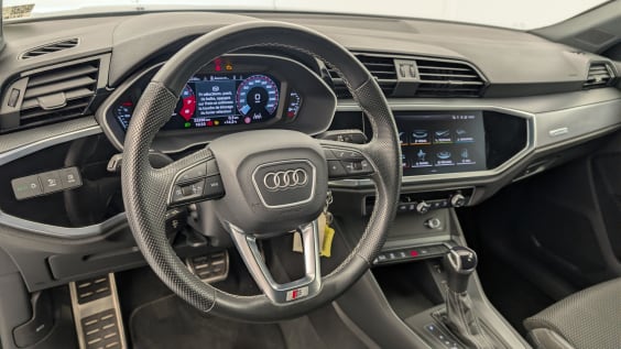 Audi Q3 Sportback 35 TFSI 150 ch S tronic 7 S line Gris Daytona
