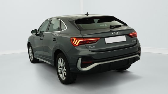 Audi Q3 Sportback 35 TFSI 150 ch S tronic 7 S line Gris Daytona