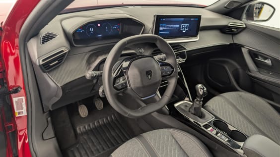 Peugeot 2008 100 S&S BVM6 Allure Rouge Elixir