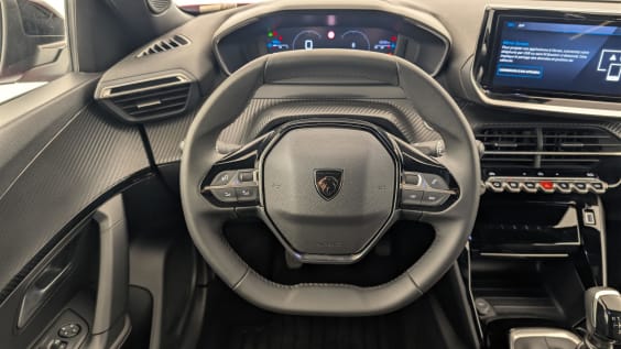 Peugeot 2008 100 S&S BVM6 Allure Rouge Elixir