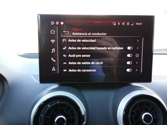 Audi Q2 35 TDI 150 S tronic 7 S line Blanc Arkona