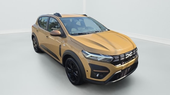 Dacia Sandero TCe 110 GSR2 Stepway Extreme Beige Safari