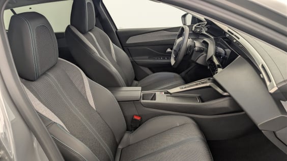 Peugeot 408 Hybrid 136 e-DCS6 Allure Gris Selenium