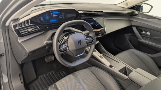 Peugeot 408 Hybrid 136 e-DCS6 Allure Gris Selenium