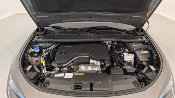 Peugeot 408 Hybrid 136 e-DCS6 Allure Gris Selenium