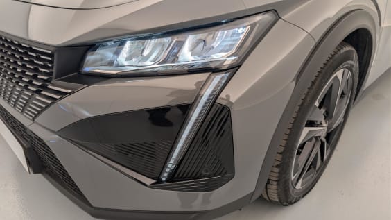 Peugeot 408 Hybrid 136 e-DCS6 Allure Gris Selenium