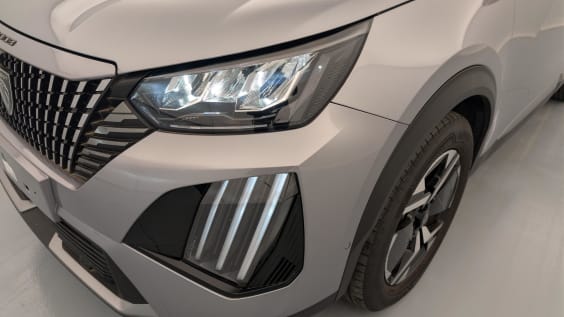 Peugeot 2008 100 S&S BVM6 Allure gris artense