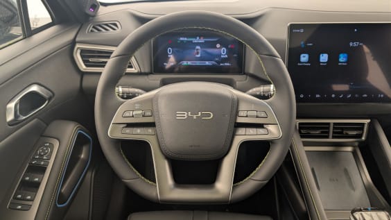 BYD ATTO 2 45.1 kWh 177 ch Boost Cosmos Black