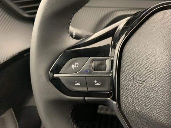 Peugeot 208 Hybrid 110 ch e-DCS6 Allure Blanc Okénite