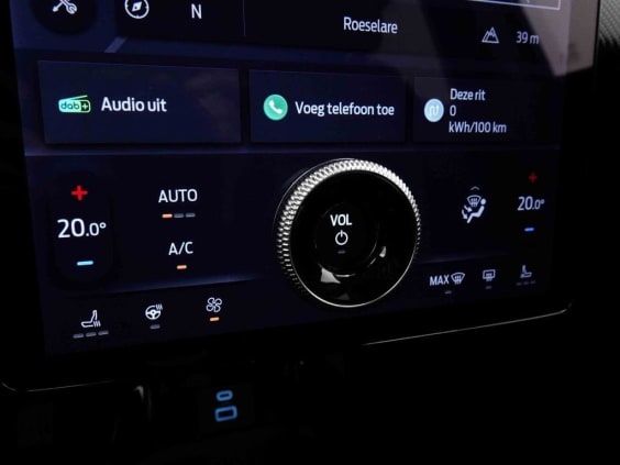 Ford Mustang Mach-e 72KWH Rouge