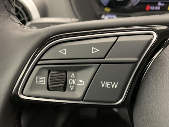 Audi Q2 35 TFSI 150 S tronic 7 Design Blanc Glacier