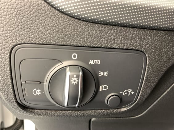 Audi Q2 35 TFSI 150 S tronic 7 Design Blanc Glacier